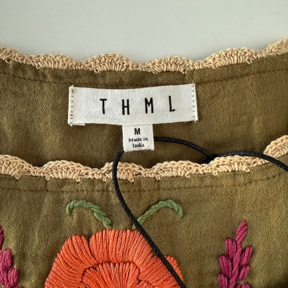 T H M L Women's NWT Embroidered Top size M - Picture 8 of 10